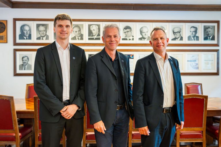 Predaja predsedstva Alumni kluba UL FE