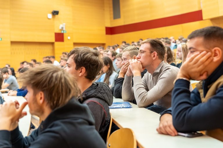 Začetni urnik za zimski semester 2025/26