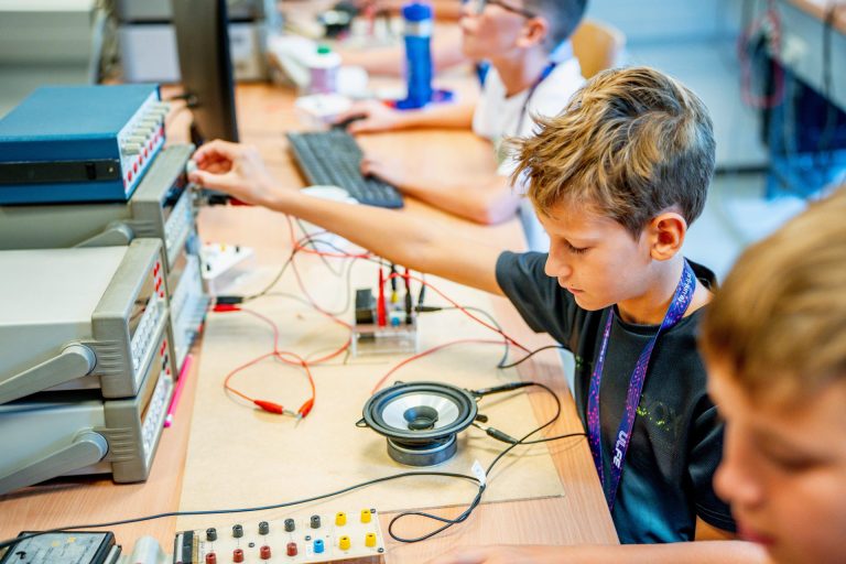 Delavnica elektronike