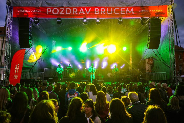 Pozdrav bruckam in brucem